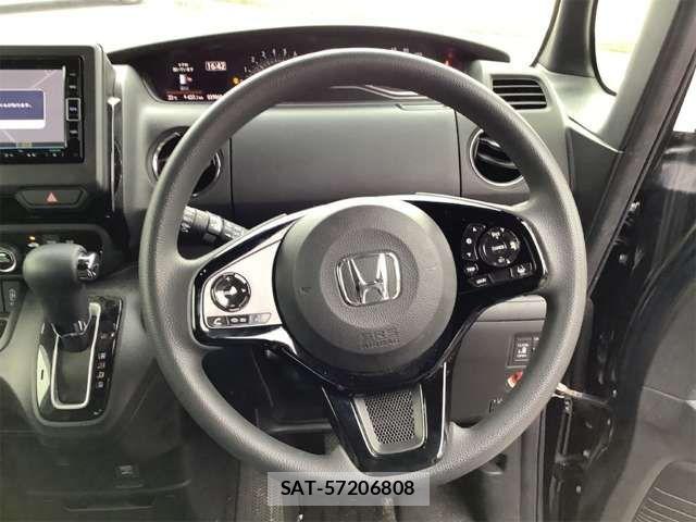 Honda N BOX CUSTOM 2022-03 8367567-1