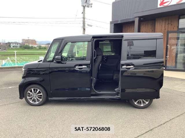 Honda N BOX CUSTOM 2022-03 8367567-19