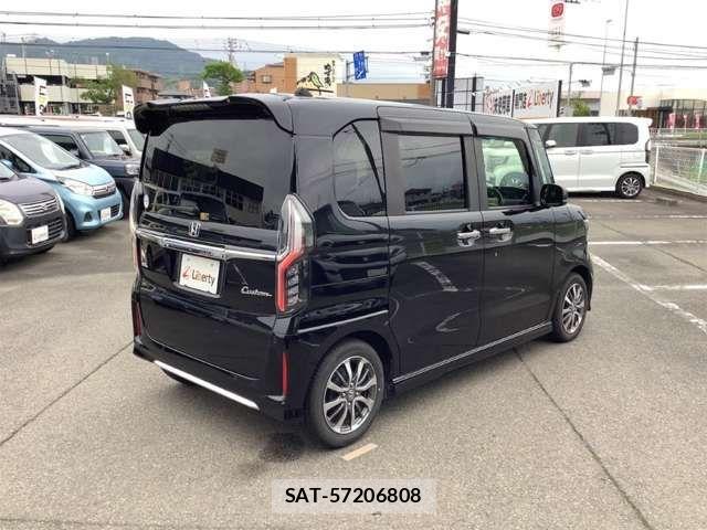 Honda N BOX CUSTOM 2022-03 8367567-4