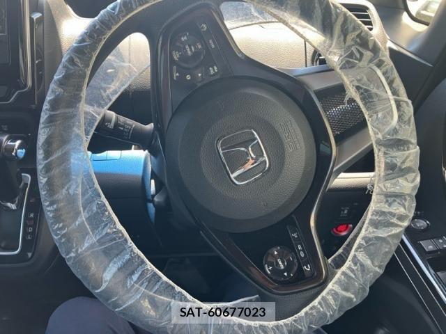 Honda N BOX CUSTOM 2017-11 8367664-13