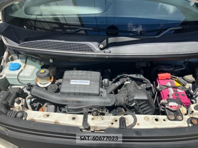 Honda N BOX CUSTOM 2017-11 8367664-24