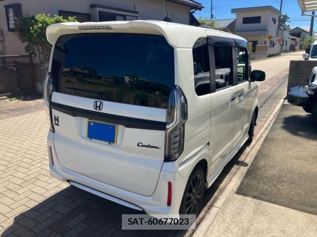 Honda N BOX CUSTOM 2017-11 8367664-3