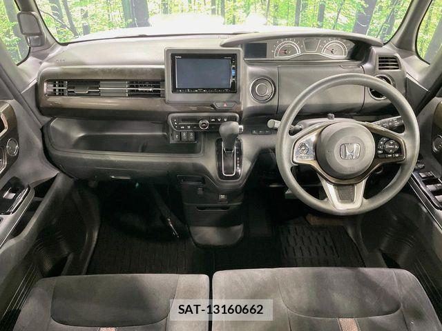 Honda N BOX CUSTOM 2019-10 8367584-1
