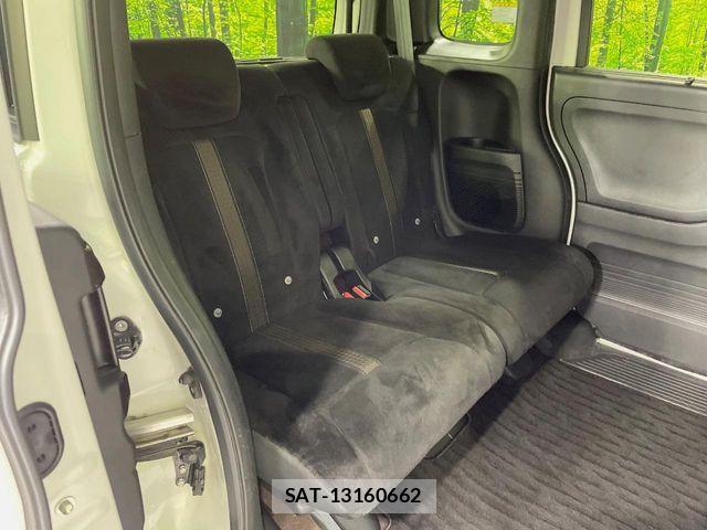 Honda N BOX CUSTOM 2019-10 8367584-8