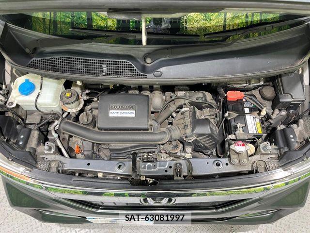 Honda N BOX CUSTOM 2019-03 8367635-17