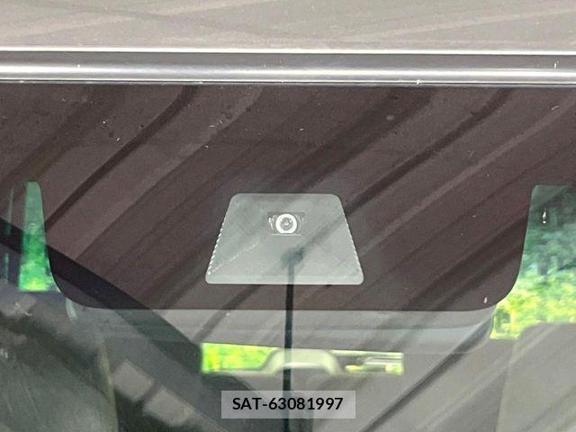 Honda N BOX CUSTOM 2019-03 8367635-1