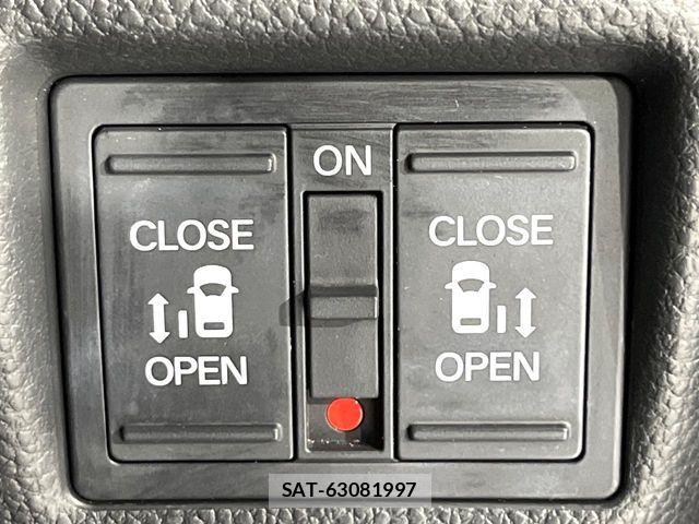Honda N BOX CUSTOM 2019-03 8367635-5