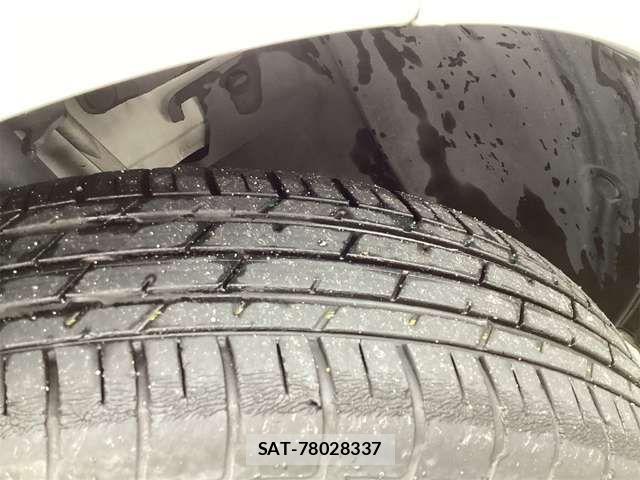 Honda N BOX CUSTOM 2019-06 8367568-14