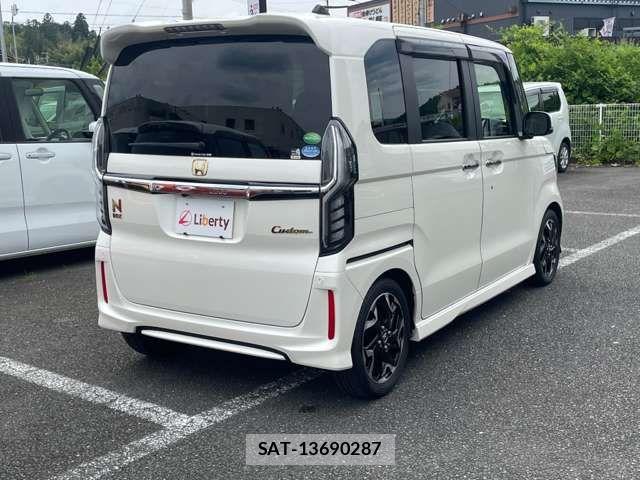 Honda N BOX CUSTOM 2017-09 8367581-9