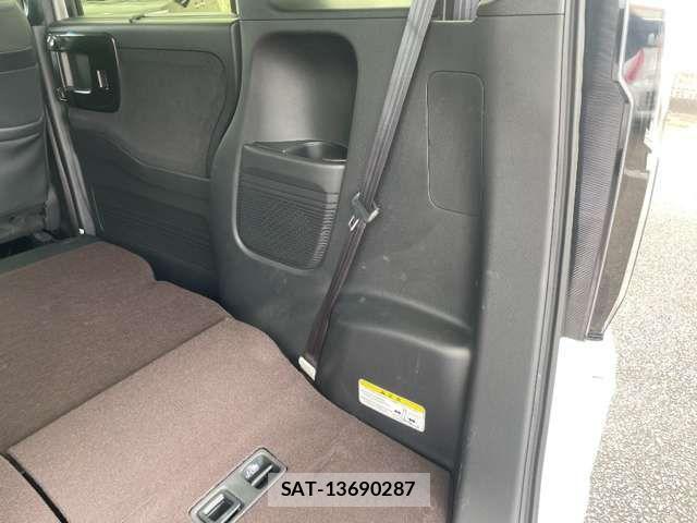 Honda N BOX CUSTOM 2017-09 8367581-14