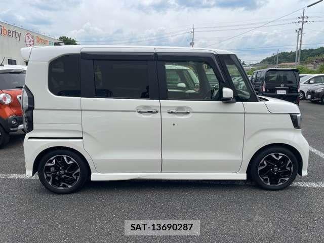 Honda N BOX CUSTOM 2017-09 8367581-7