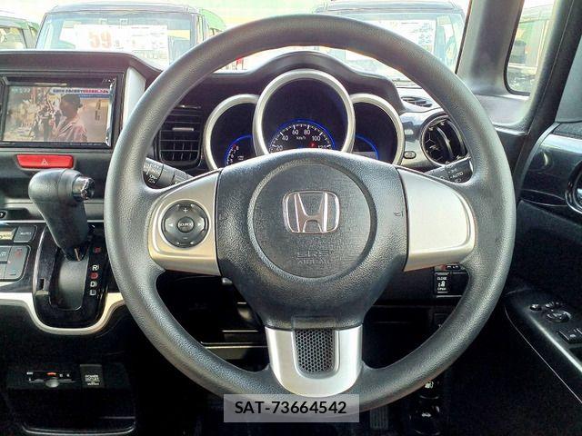 Honda N BOX CUSTOM 2016-05 8367656-15