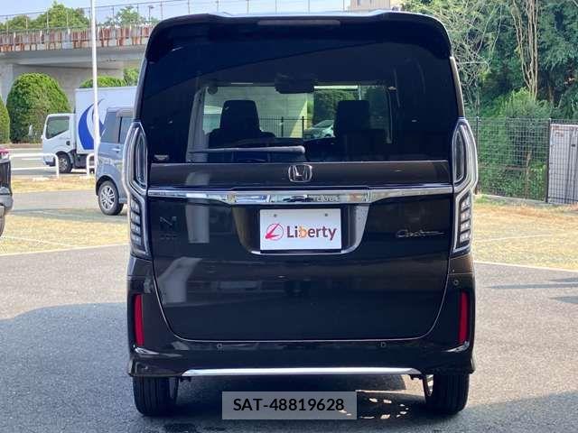 Honda N BOX CUSTOM 2021-08 8367574-16