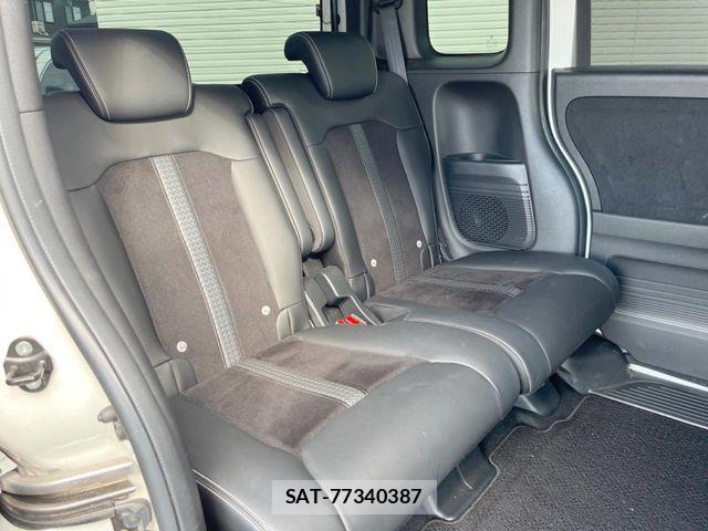 Honda N BOX CUSTOM 2021-10 8367552-9