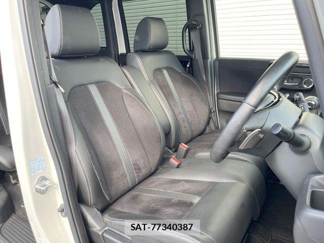 Honda N BOX CUSTOM 2021-10 8367552-8