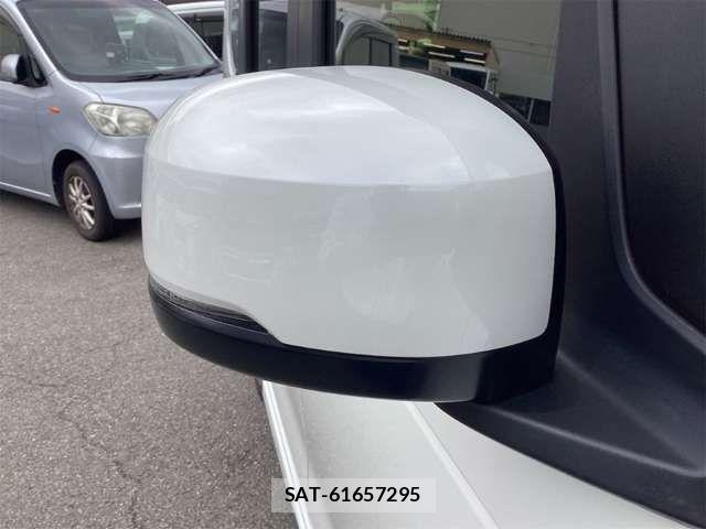 Honda N BOX CUSTOM 2024-09 8367522-18