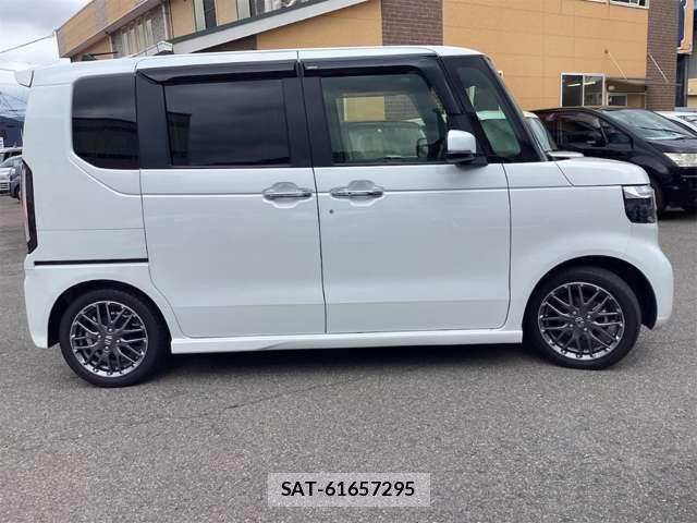 Honda N BOX CUSTOM 2024-09 8367522-6