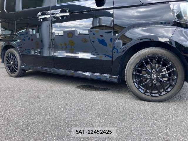 Honda N BOX CUSTOM 2022-04 8367538-11