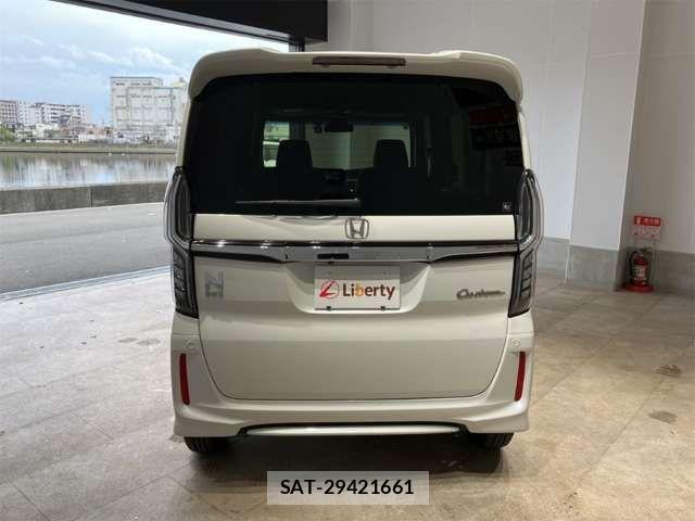 Honda N BOX CUSTOM 2019-09 8367608-13