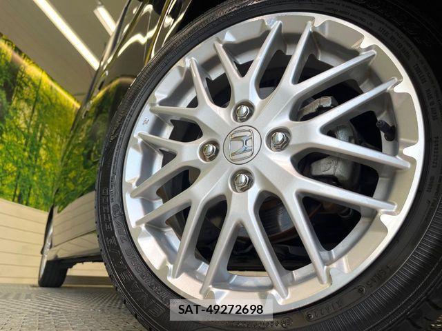Honda N BOX CUSTOM 2022-05 8367523-11