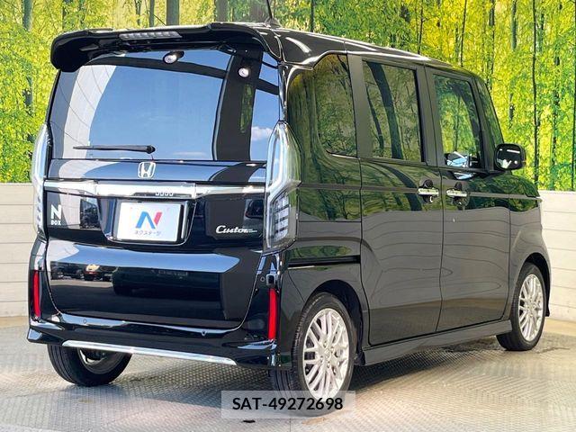 Honda N BOX CUSTOM 2022-05 8367523-16