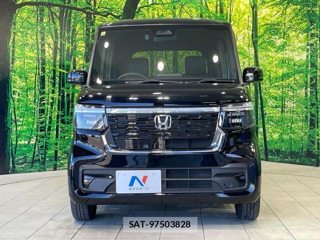 Honda N BOX CUSTOM 2023-11 8367530-13