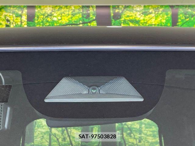 Honda N BOX CUSTOM 2023-11 8367530-4