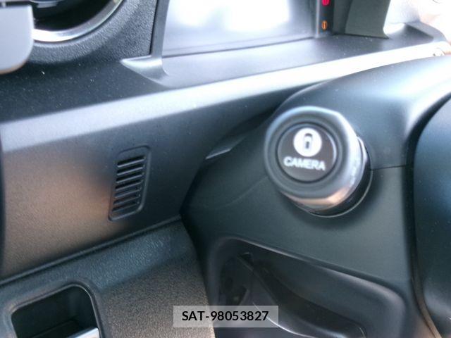 Honda N BOX CUSTOM 2025-04 8367506-15