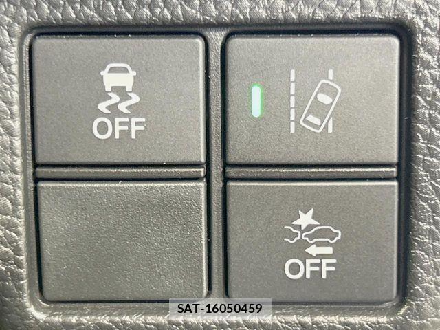 Honda N BOX CUSTOM 2019-03 8367599-5
