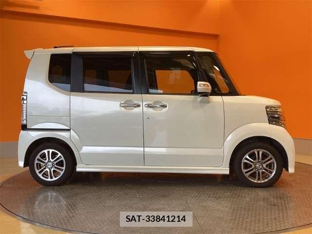 Honda N BOX CUSTOM 2014-04 8367627-10