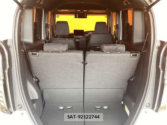 Honda N BOX CUSTOM 2023-08 8367528-14