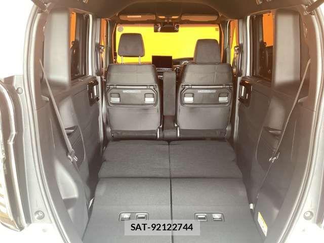 Honda N BOX CUSTOM 2023-08 8367528-15