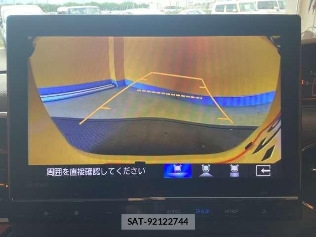 Honda N BOX CUSTOM 2023-08 8367528-4