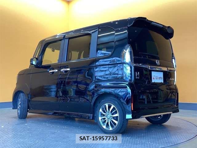 Honda N BOX CUSTOM 2023-02 8367563-13