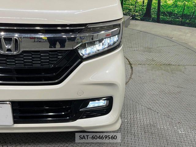 Honda N BOX CUSTOM 2018-02 8367634-11