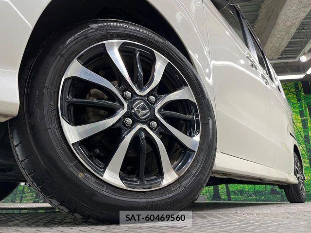 Honda N BOX CUSTOM 2018-02 8367634-12