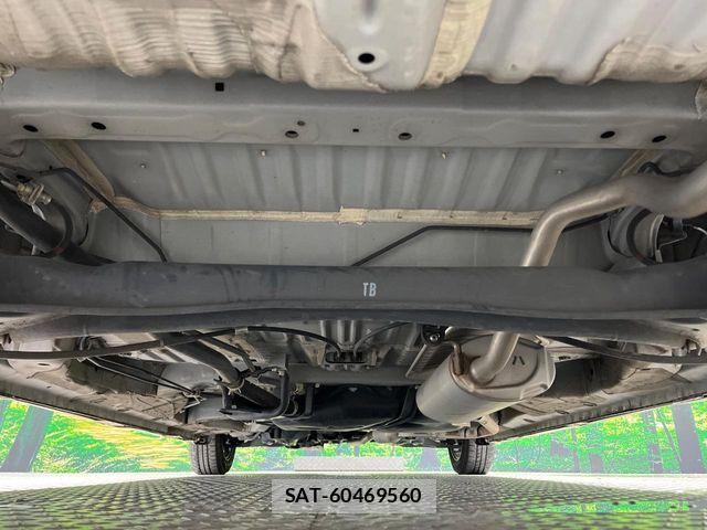 Honda N BOX CUSTOM 2018-02 8367634-18