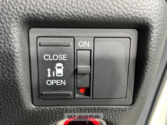 Honda N BOX CUSTOM 2018-02 8367634-5