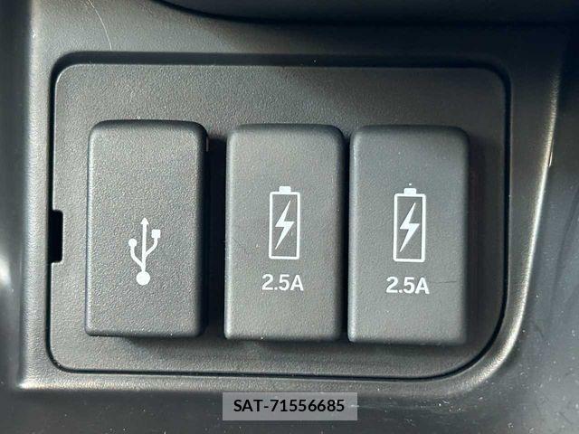 Honda N BOX CUSTOM 2023-01 8367532-14
