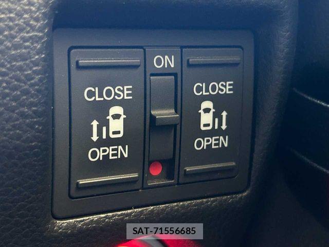Honda N BOX CUSTOM 2023-01 8367532-15