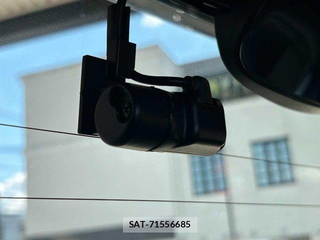 Honda N BOX CUSTOM 2023-01 8367532-18
