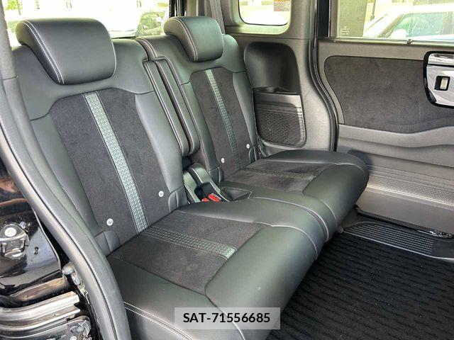 Honda N BOX CUSTOM 2023-01 8367532-20