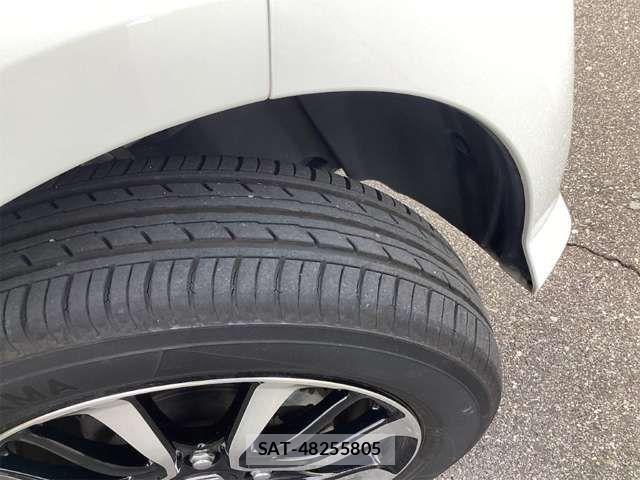Honda N BOX CUSTOM 2018-10 8367586-16