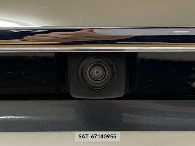 Honda N BOX CUSTOM 2020-03 8367578-11
