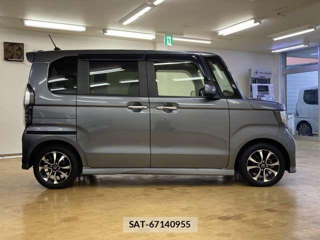 Honda N BOX CUSTOM 2020-03 8367578-4