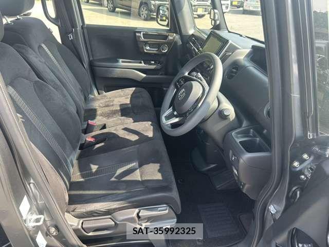 Honda N BOX CUSTOM 2018-05 8367642-11