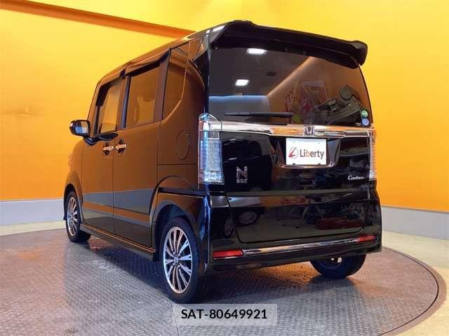 Honda N BOX CUSTOM 2017-07 8367629-13