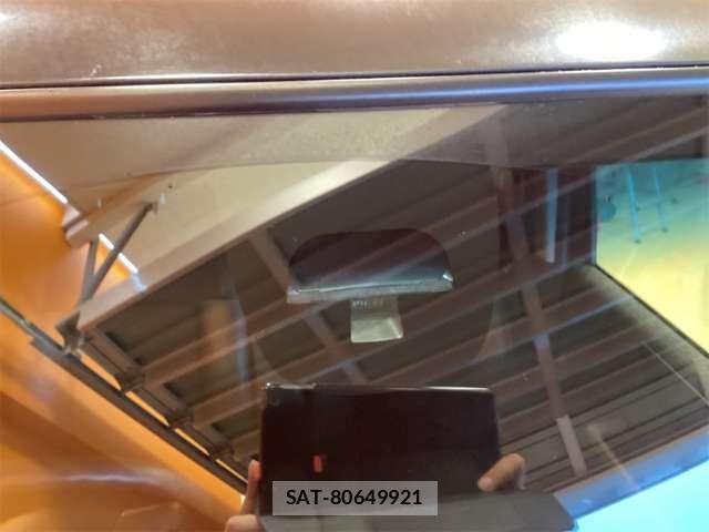 Honda N BOX CUSTOM 2017-07 8367629-18