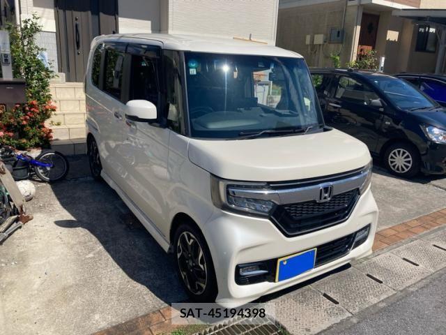 Honda N BOX CUSTOM 2017-12 8367651-1
