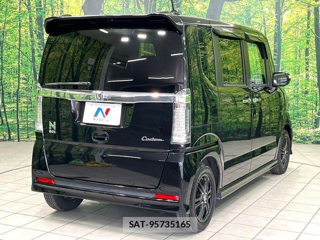 Honda N BOX CUSTOM 2017-01 8367639-16